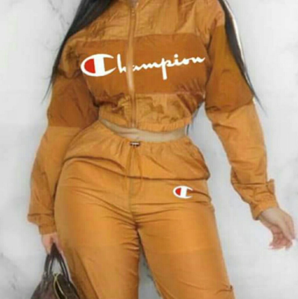 Champion 2pc sweat suit